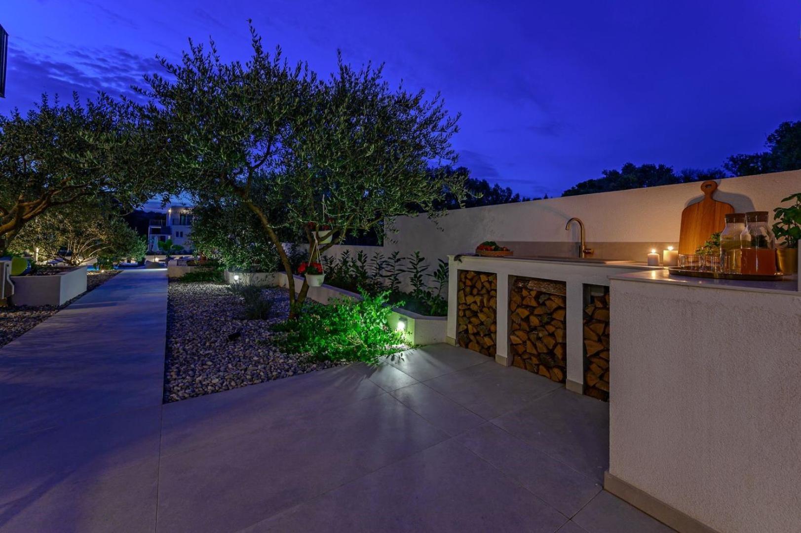 Luxury Villa Del Sogno With Pool, Jacuzzi, Parking 奥库格哥恩基 外观 照片