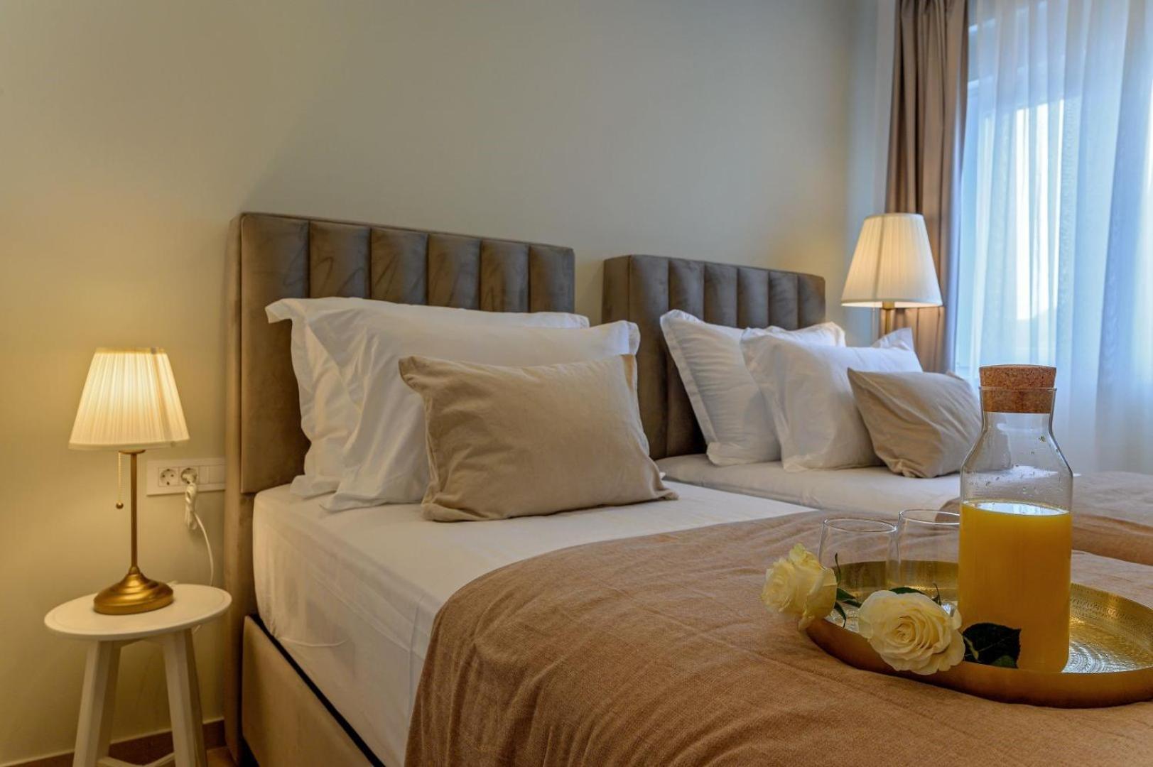 Luxury Villa Del Sogno With Pool, Jacuzzi, Parking 奥库格哥恩基 外观 照片