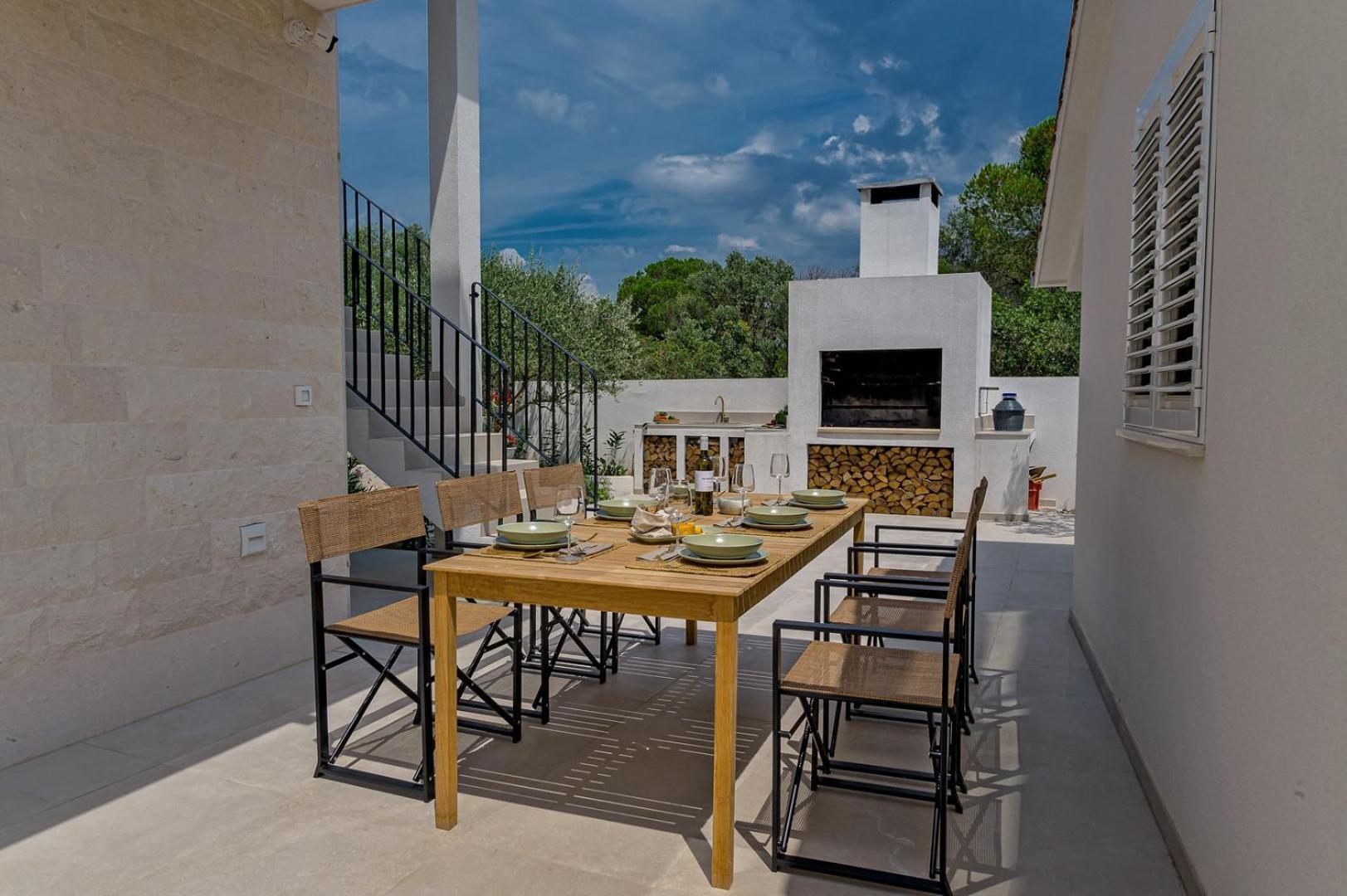 Luxury Villa Del Sogno With Pool, Jacuzzi, Parking 奥库格哥恩基 外观 照片